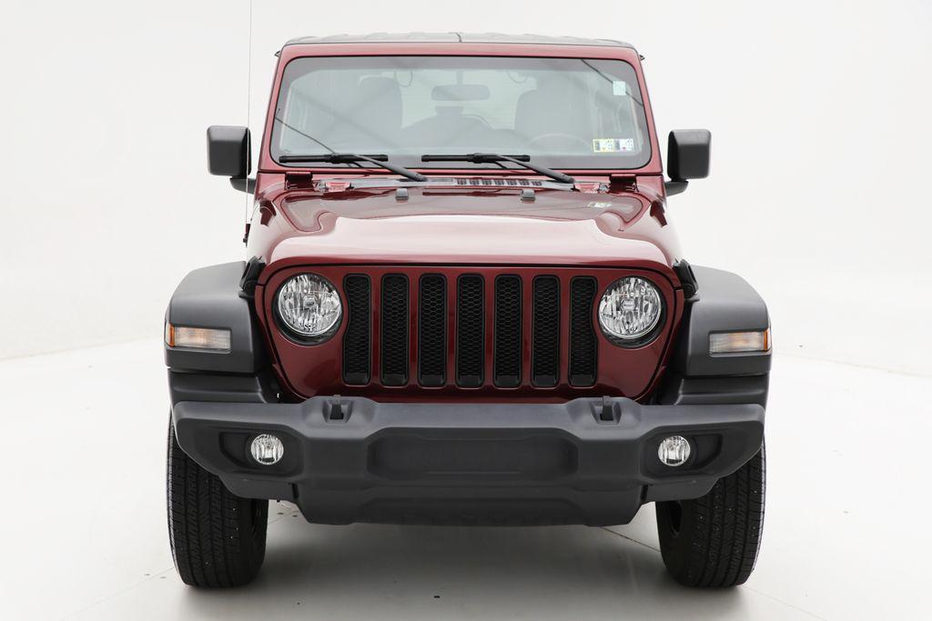 used 2022 Jeep Wrangler Unlimited car, priced at $31,900