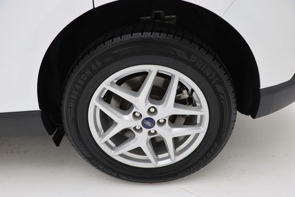 used 2022 Ford Edge car, priced at $22,900