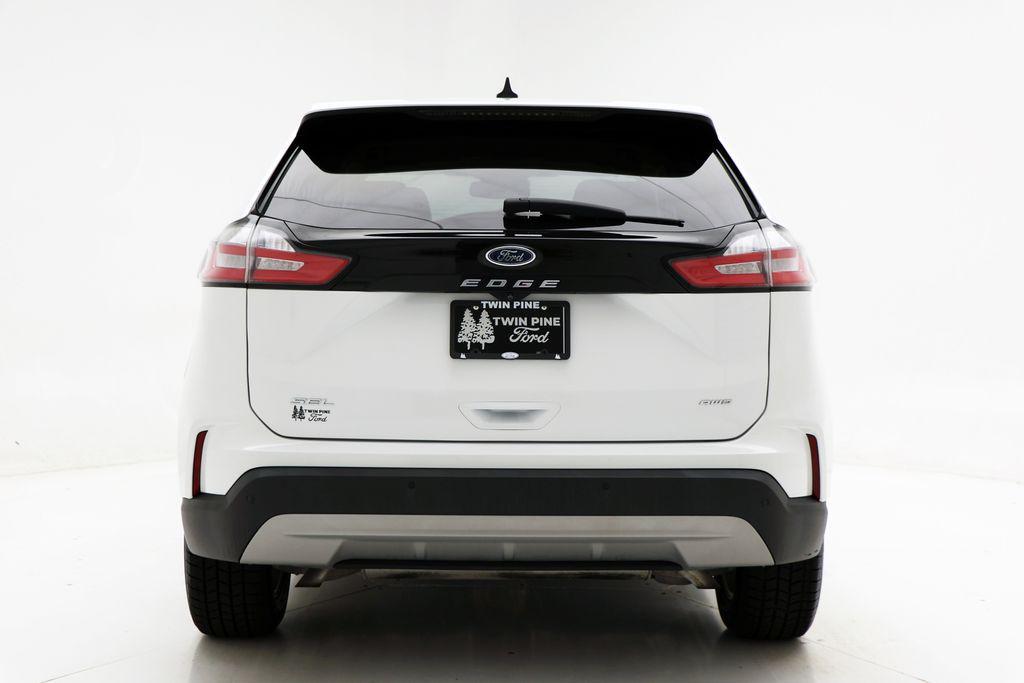 used 2022 Ford Edge car, priced at $22,900