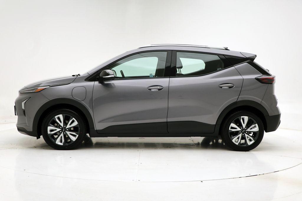 used 2022 Chevrolet Bolt EUV car, priced at $18,400