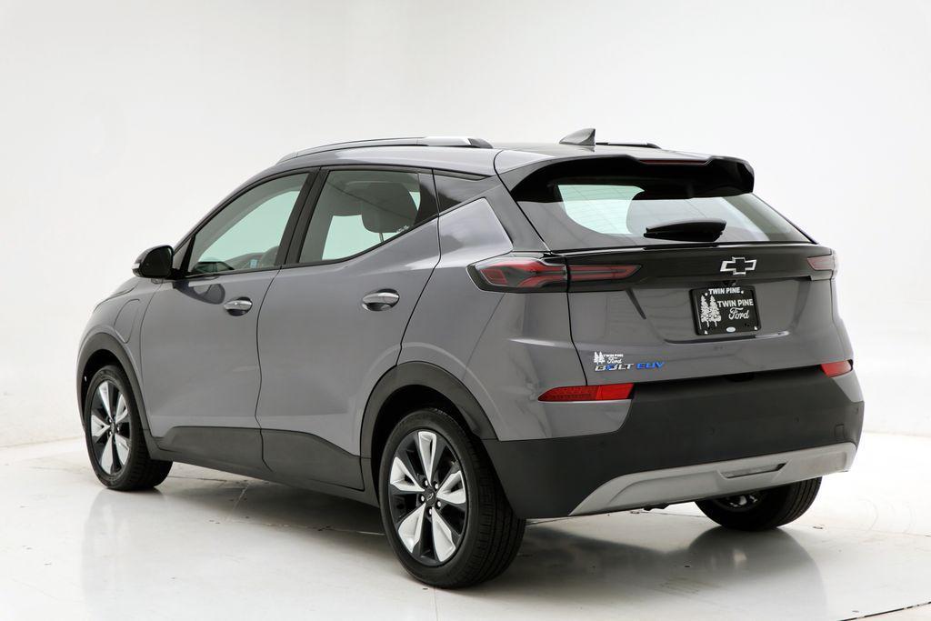 used 2022 Chevrolet Bolt EUV car, priced at $18,400