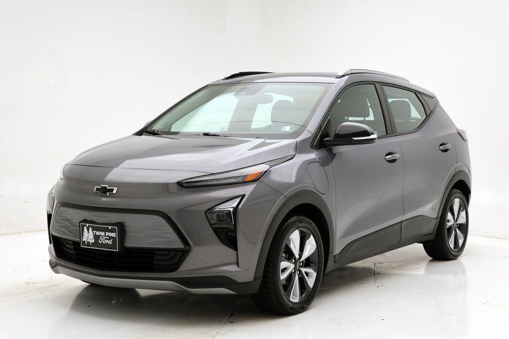 used 2022 Chevrolet Bolt EUV car, priced at $18,400