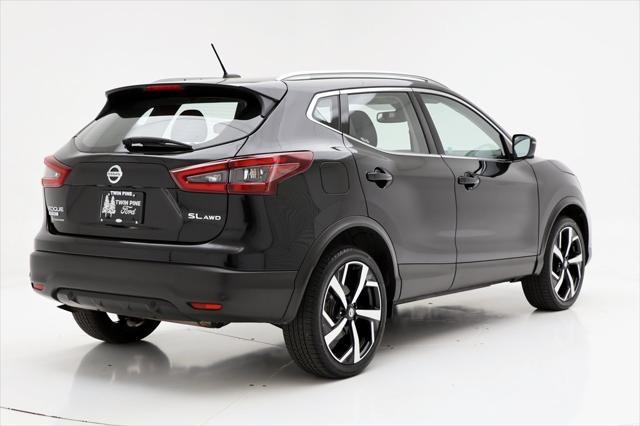 used 2022 Nissan Rogue Sport car, priced at $22,900