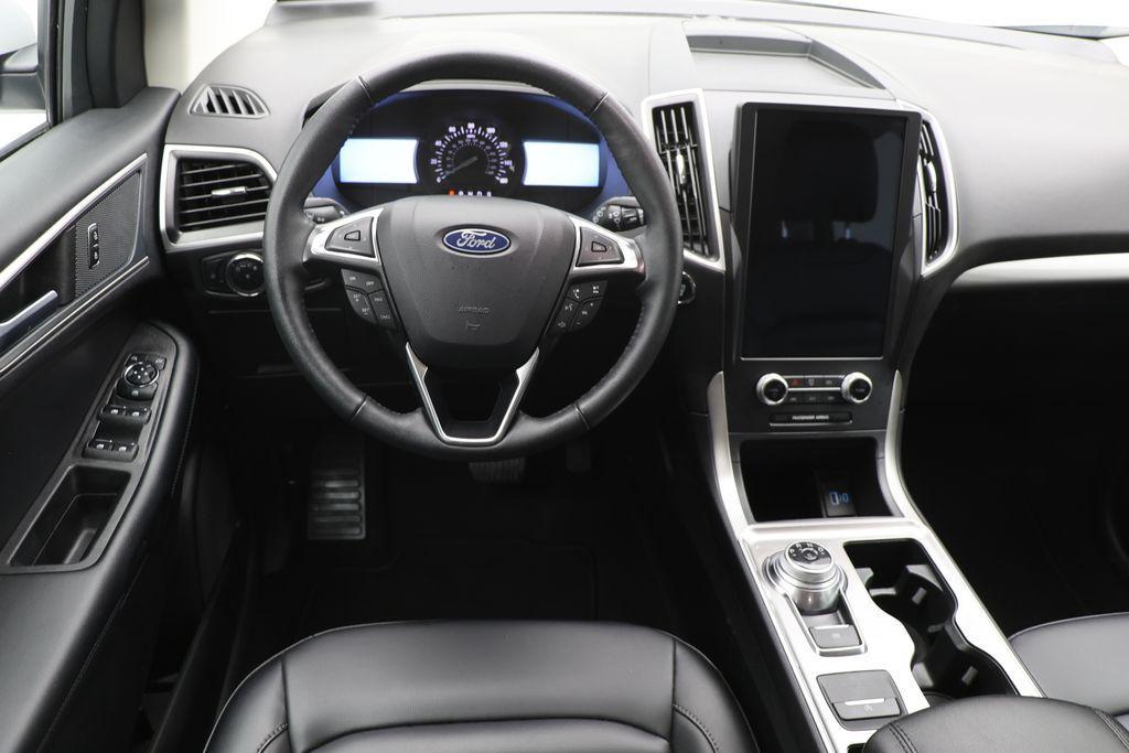 used 2024 Ford Edge car, priced at $24,400