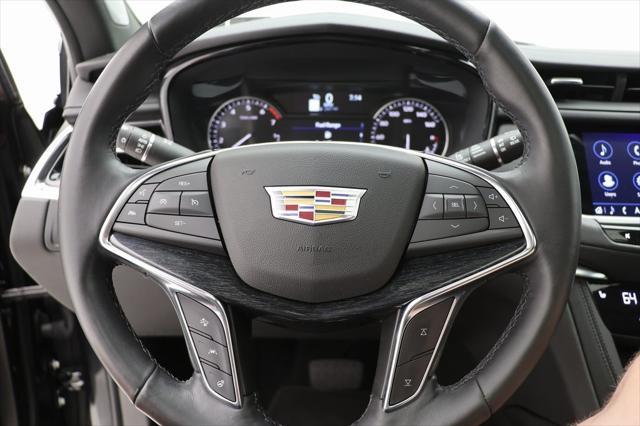 used 2021 Cadillac XT5 car, priced at $28,900