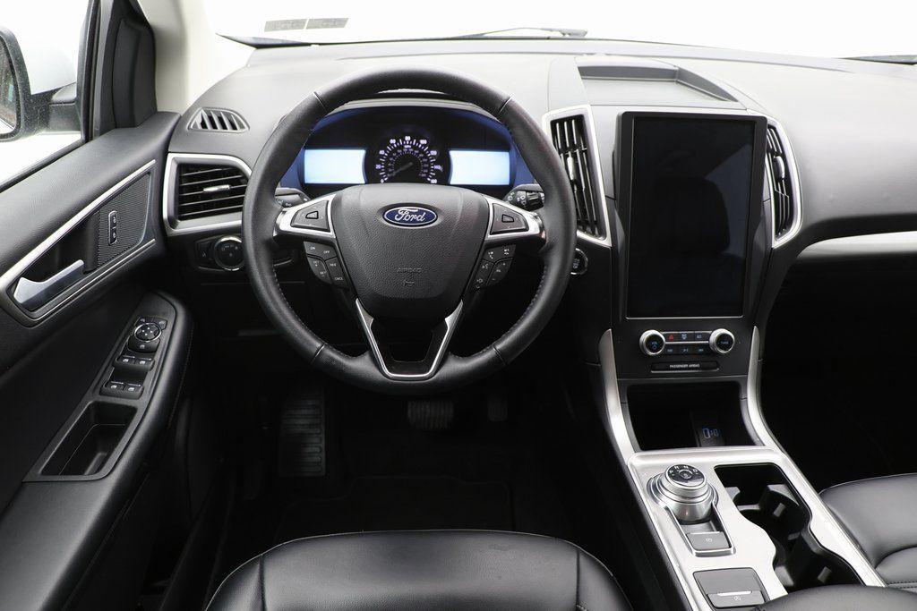 used 2024 Ford Edge car, priced at $23,400