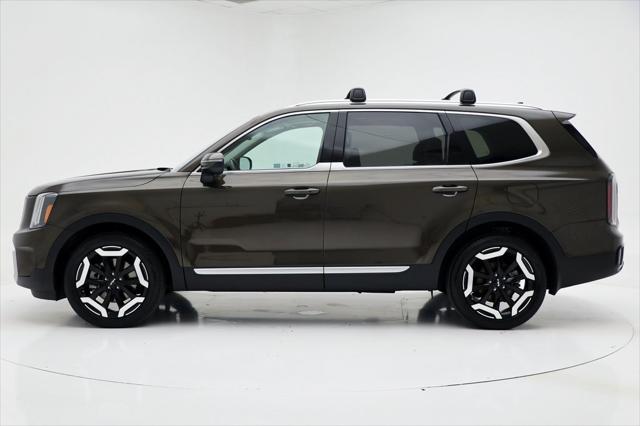 used 2024 Kia Telluride car, priced at $39,800