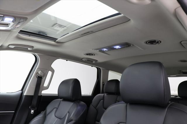 used 2024 Kia Telluride car, priced at $39,800
