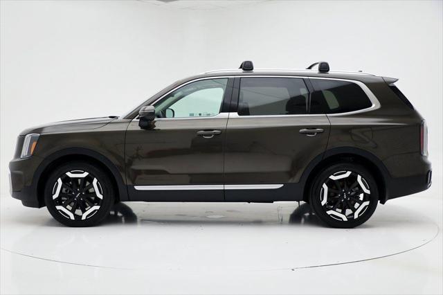 used 2024 Kia Telluride car, priced at $39,800