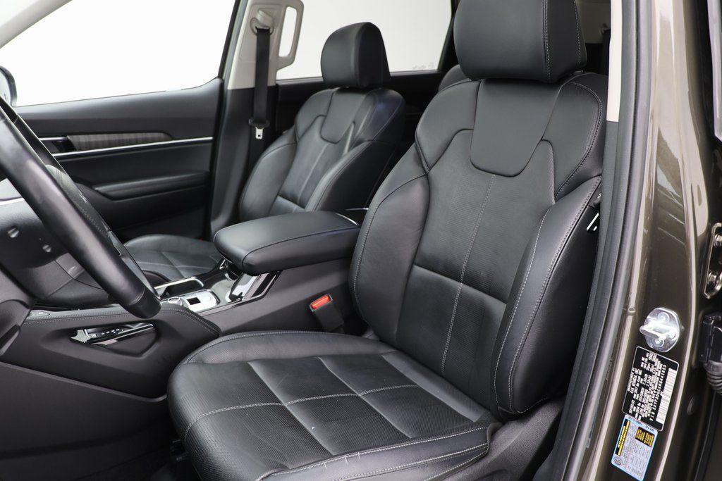 used 2024 Kia Telluride car, priced at $37,900
