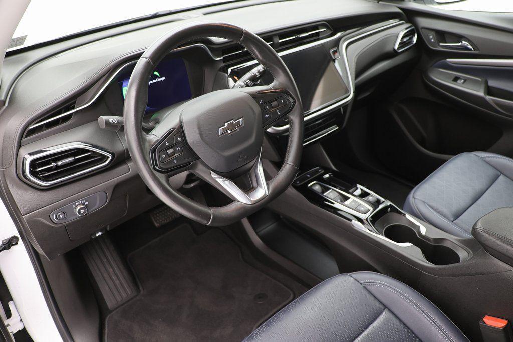 used 2022 Chevrolet Bolt EUV car, priced at $18,400