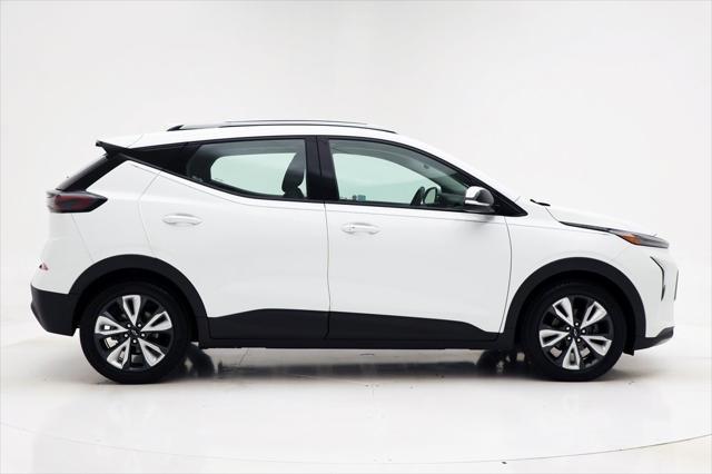 used 2022 Chevrolet Bolt EUV car, priced at $18,400