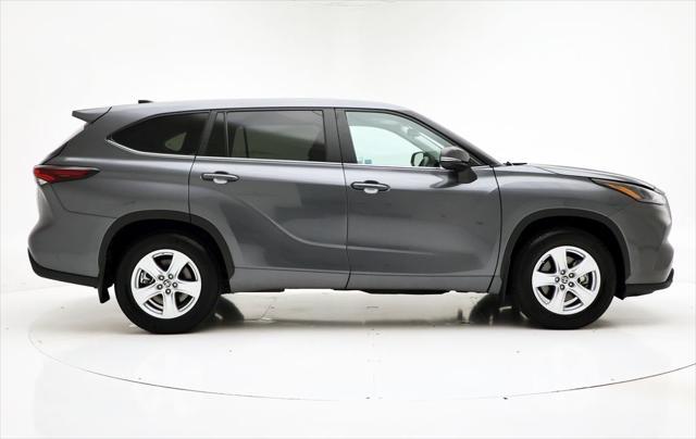 used 2024 Toyota Highlander car, priced at $38,950