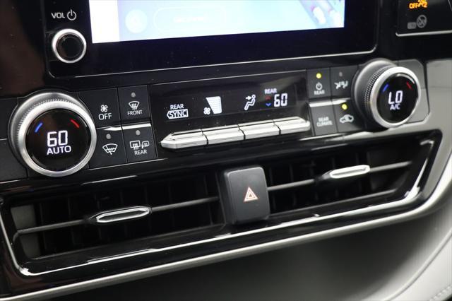 used 2024 Toyota Highlander car, priced at $38,950