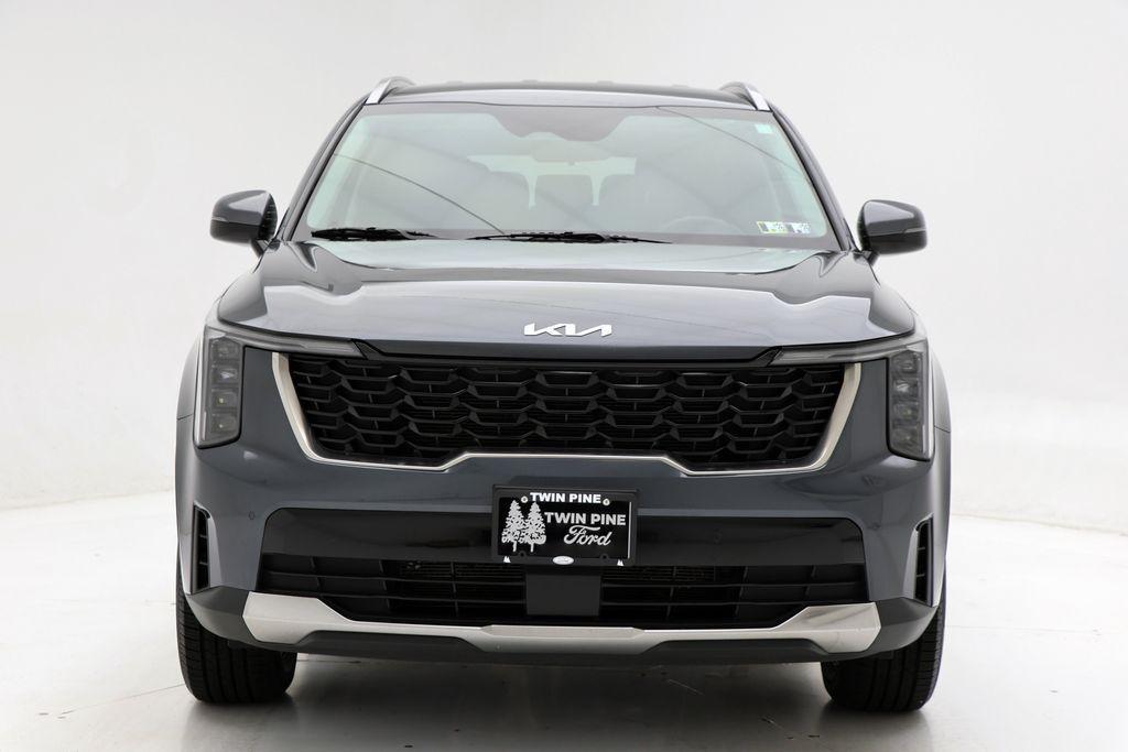 used 2024 Kia Sorento car, priced at $27,800