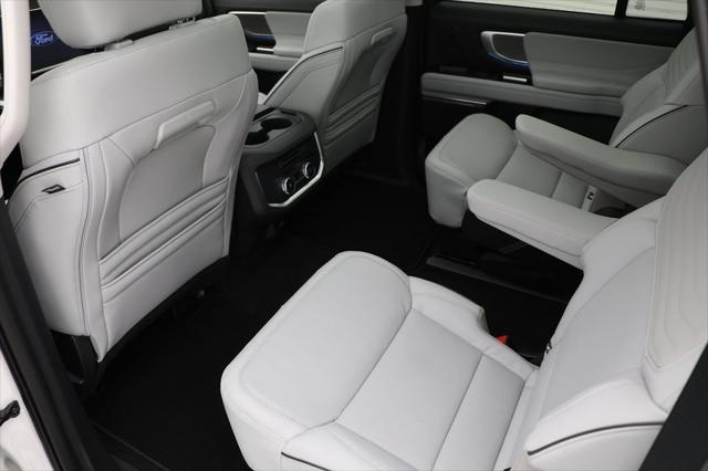 new 2025 Ford Expedition Max car, priced at $92,190