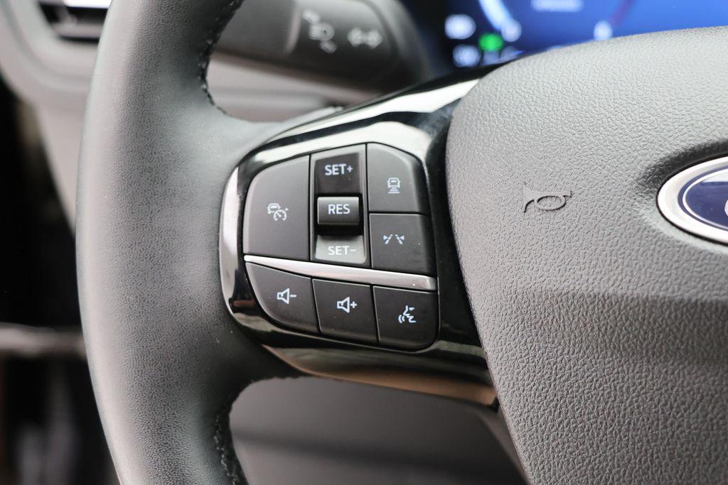 used 2023 Ford Escape car, priced at $22,900