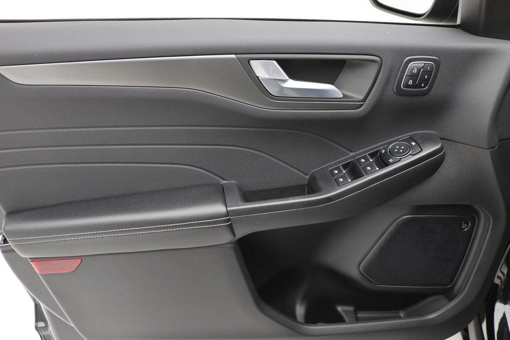 used 2023 Ford Escape car, priced at $22,900