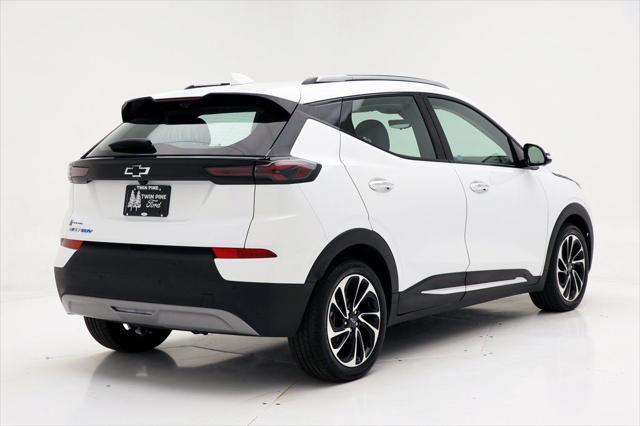 used 2022 Chevrolet Bolt EUV car, priced at $19,900