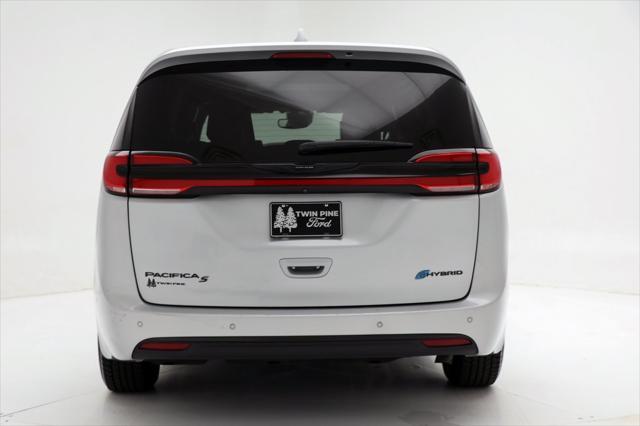 used 2022 Chrysler Pacifica Hybrid car, priced at $24,500