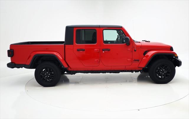 used 2022 Jeep Gladiator car, priced at $33,800