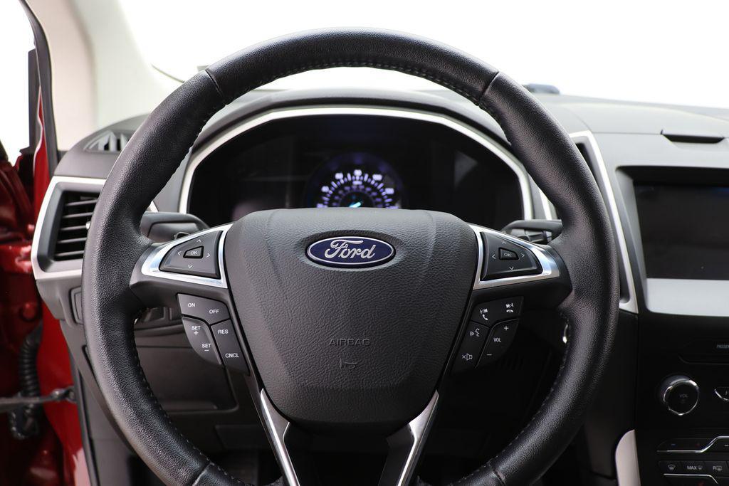 used 2018 Ford Edge car, priced at $13,400