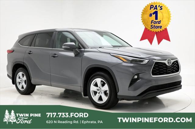 used 2023 Toyota Highlander car, priced at $33,800