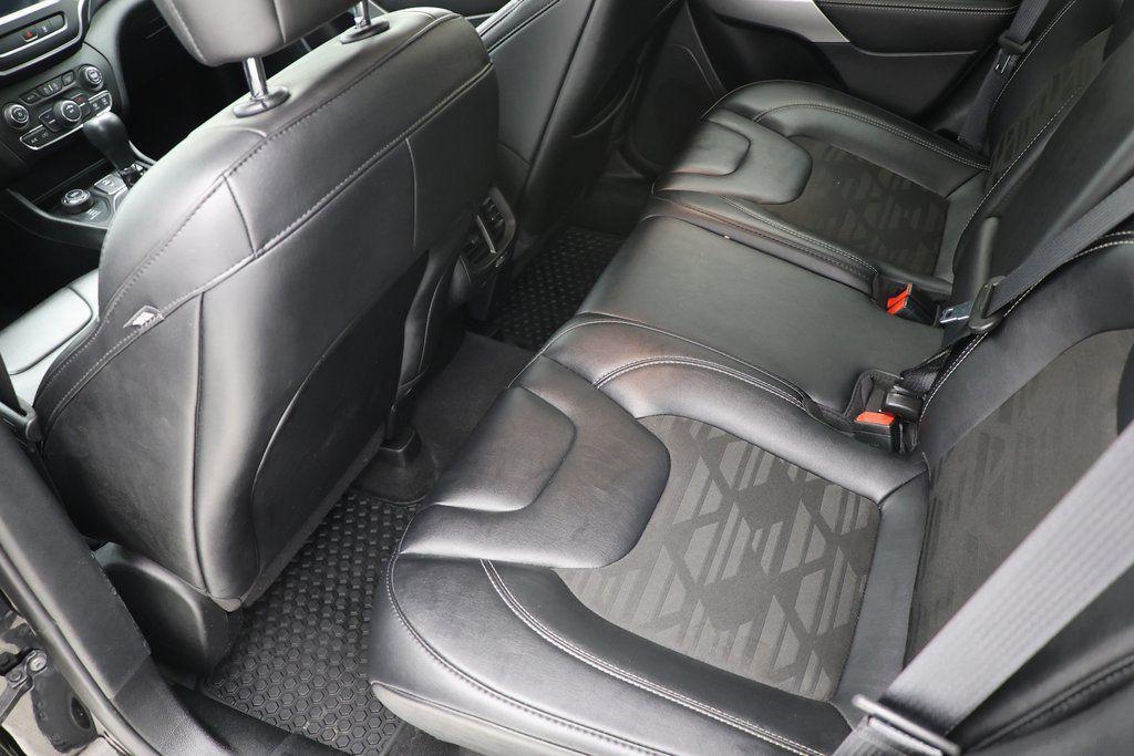 used 2022 Jeep Cherokee car, priced at $22,900