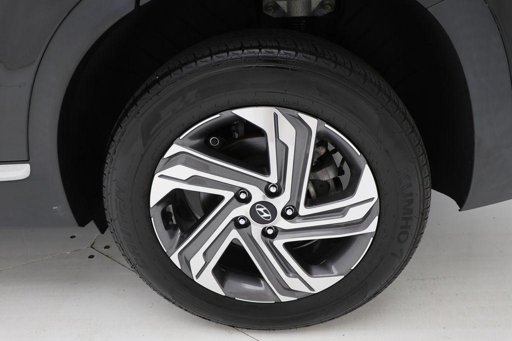 used 2023 Hyundai Santa Fe car, priced at $25,900