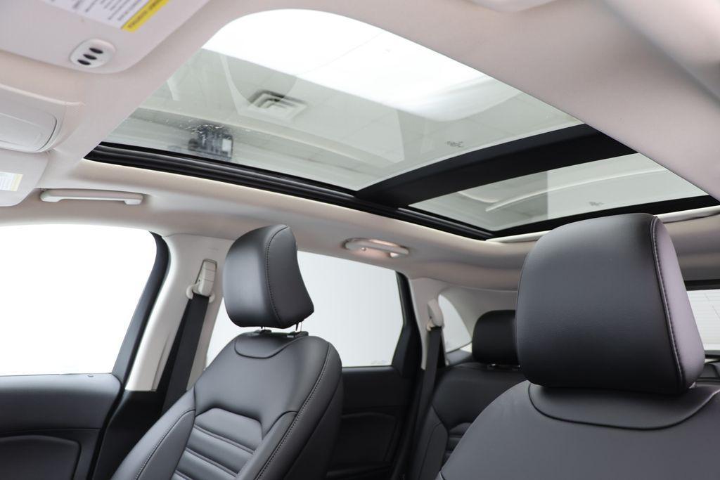 used 2022 Ford Edge car, priced at $24,400