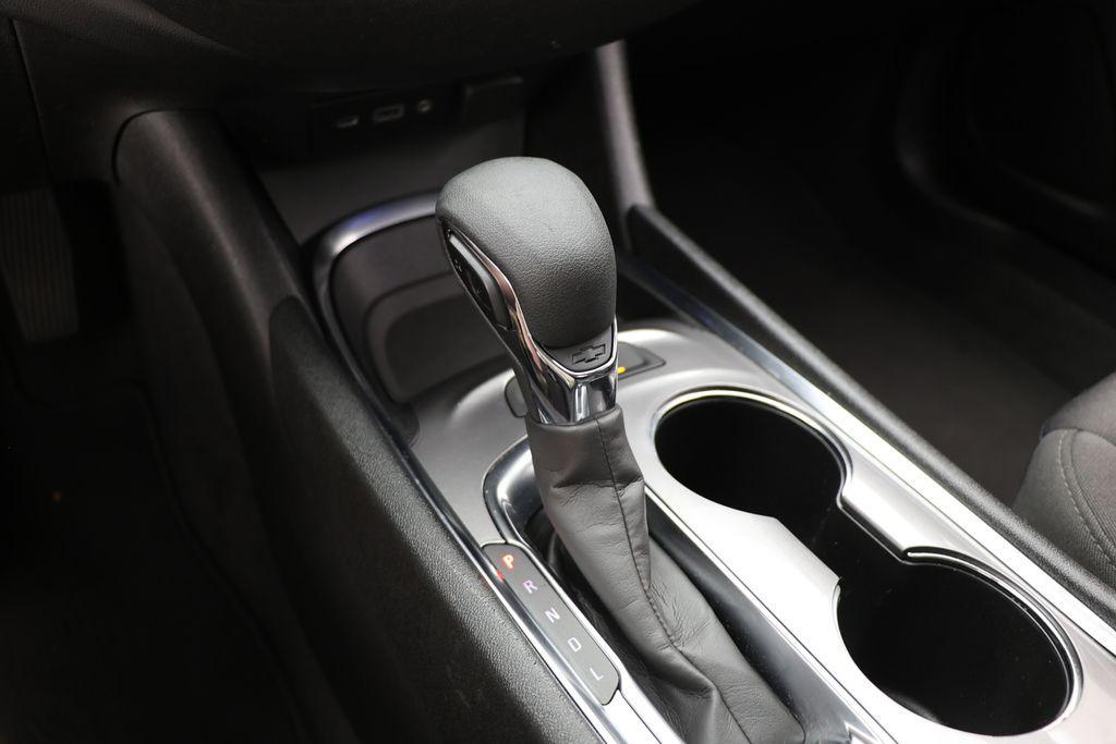 used 2024 Chevrolet Malibu car, priced at $18,900