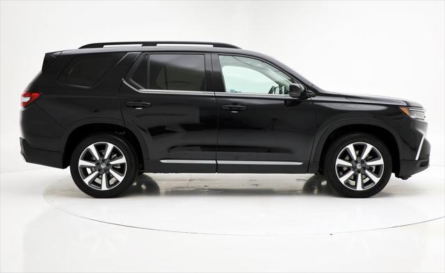 used 2025 Honda Pilot car, priced at $44,900