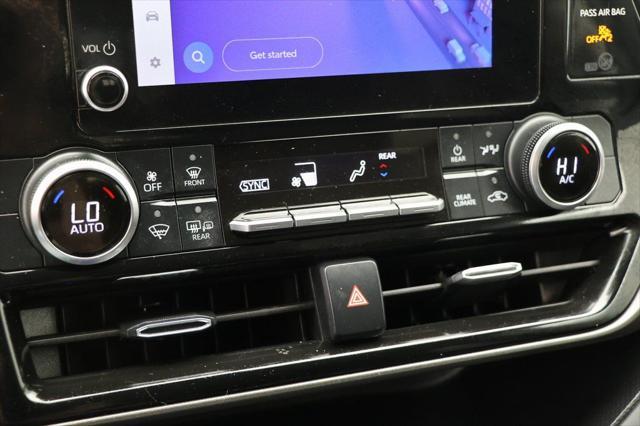 used 2023 Toyota Highlander car, priced at $33,800