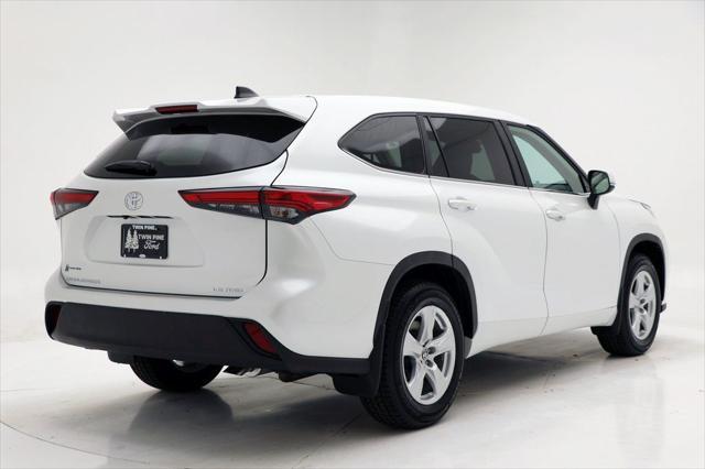 used 2023 Toyota Highlander car, priced at $33,800