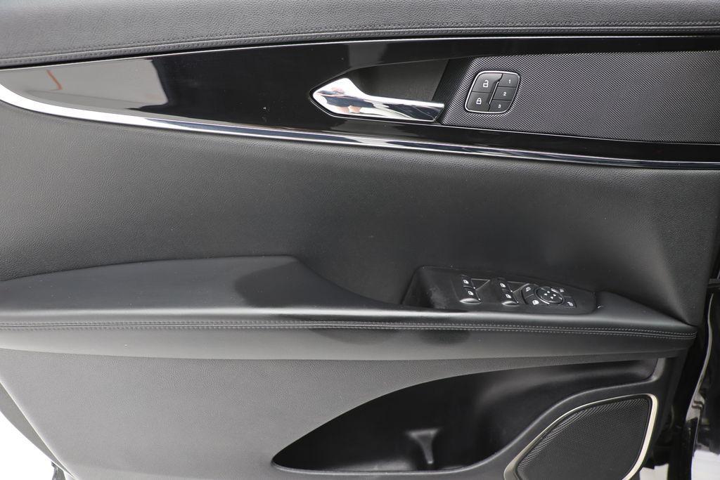 used 2021 Lincoln Nautilus car, priced at $25,800