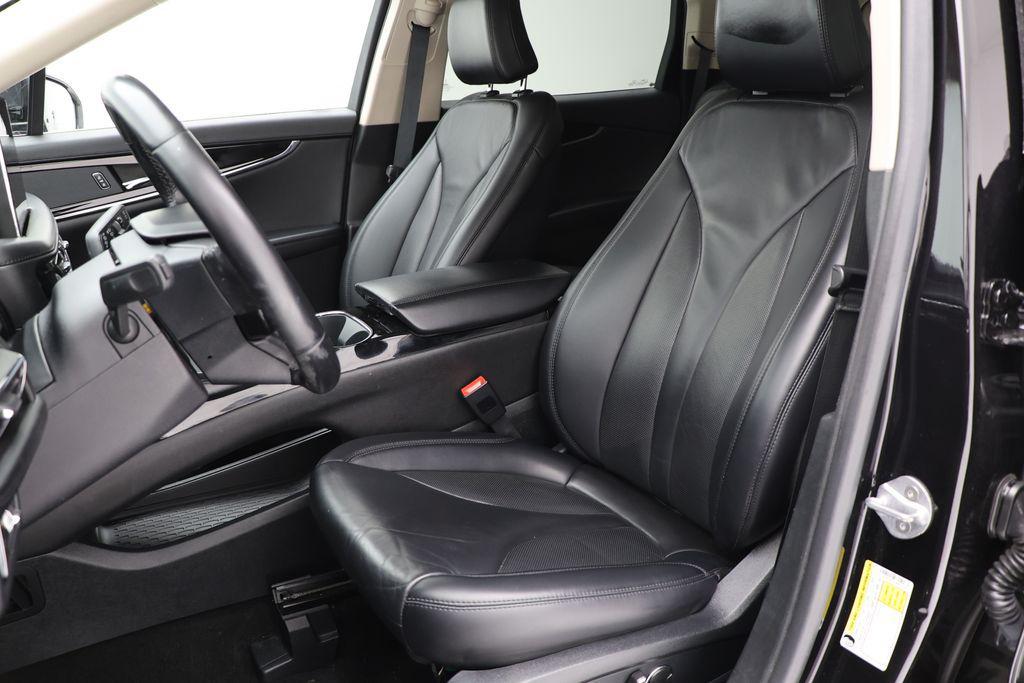 used 2021 Lincoln Nautilus car, priced at $25,800