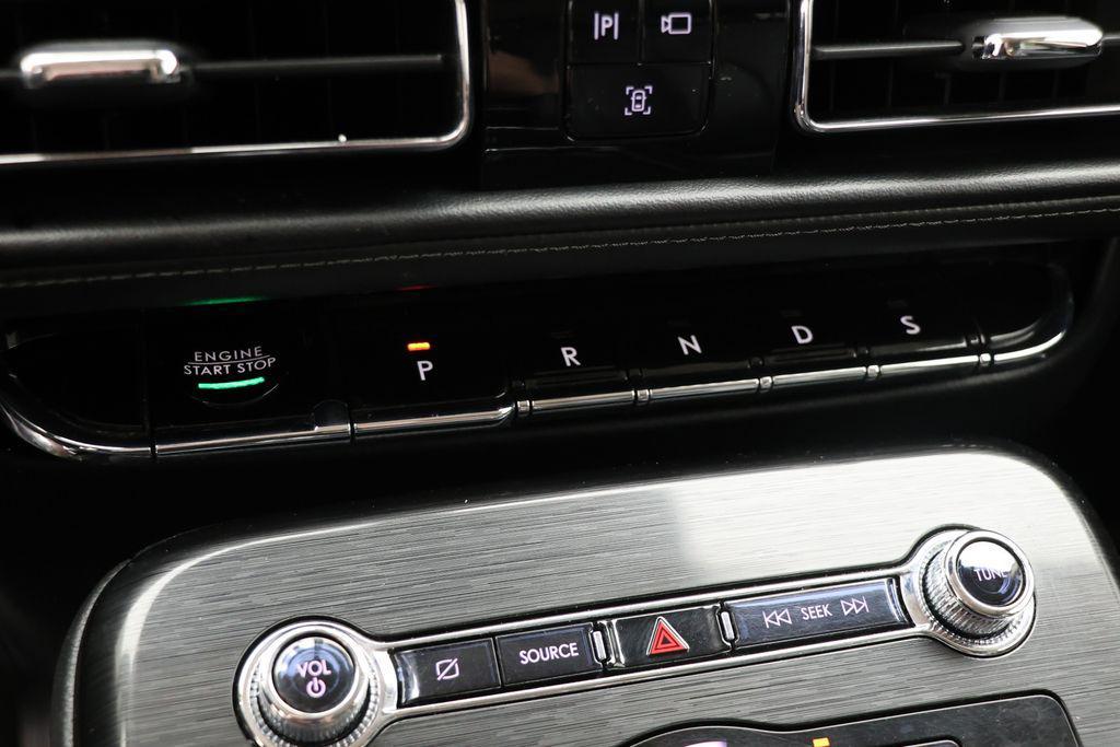 used 2021 Lincoln Nautilus car, priced at $25,800