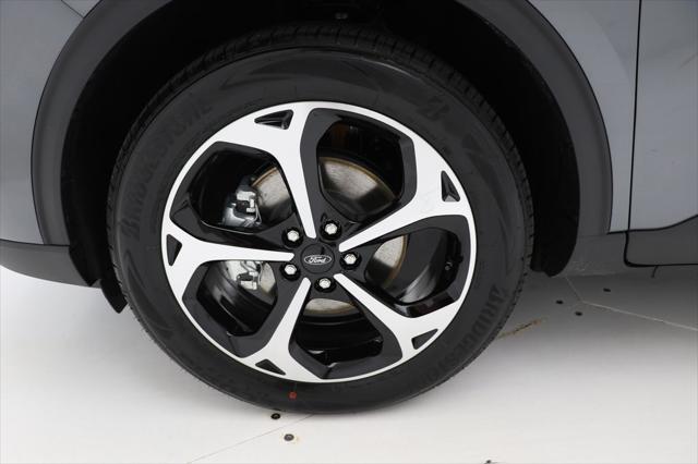 new 2025 Ford Escape car, priced at $33,476