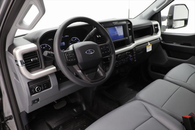 new 2025 Ford F-250 car, priced at $58,653