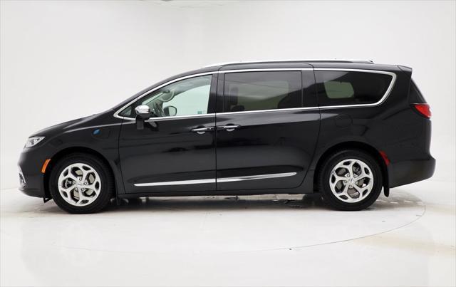 used 2021 Chrysler Pacifica Hybrid car, priced at $30,900