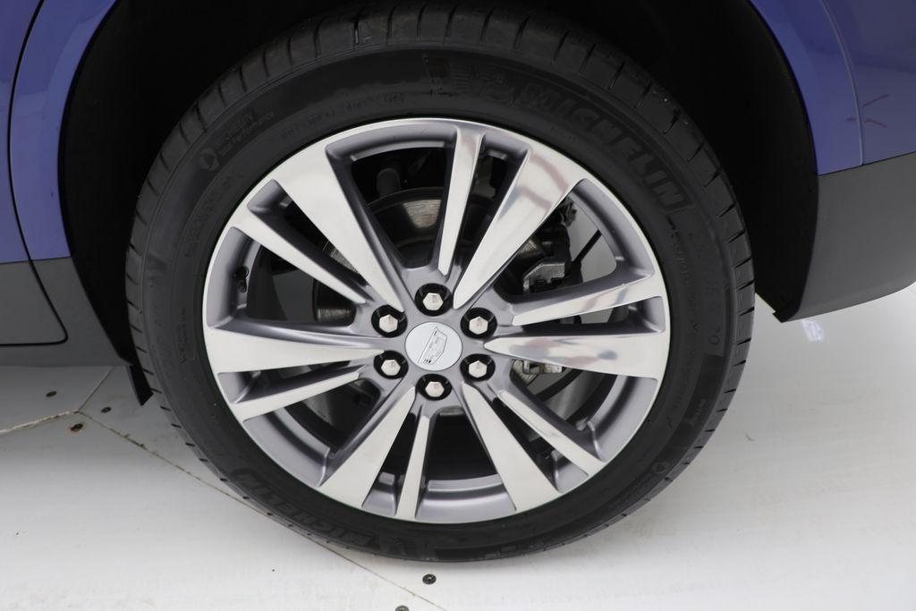 used 2025 Cadillac XT5 car, priced at $41,450