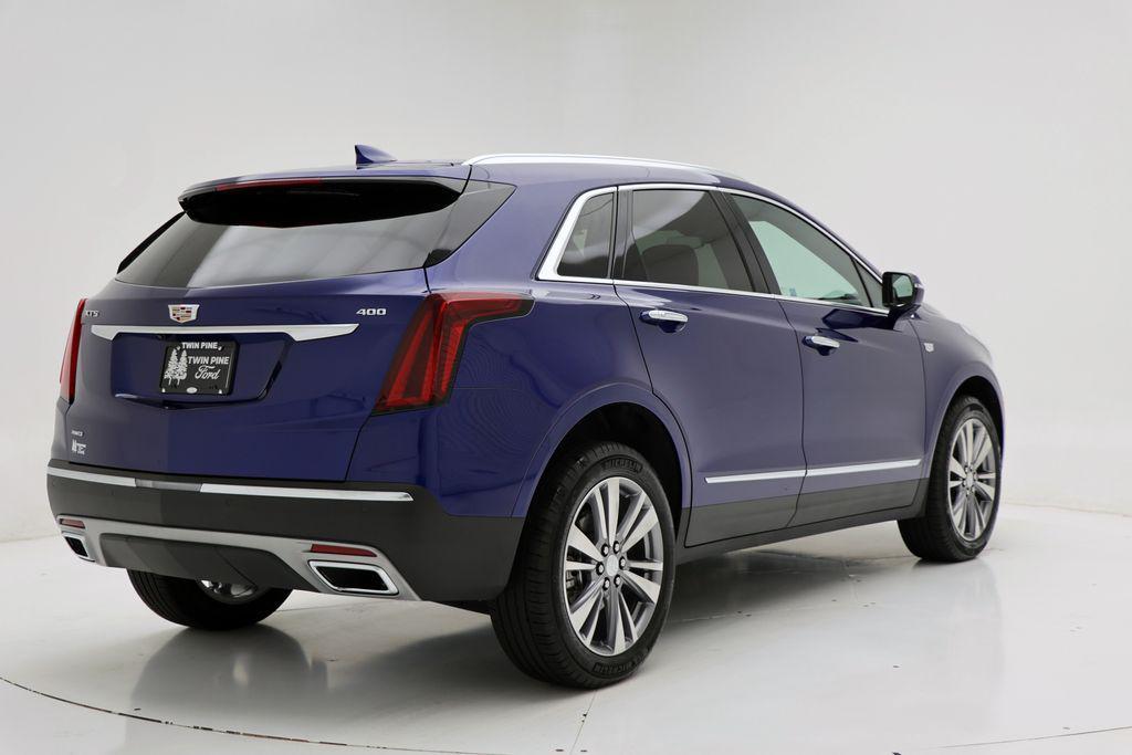 used 2025 Cadillac XT5 car, priced at $41,450