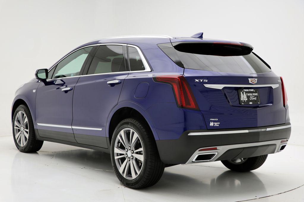 used 2025 Cadillac XT5 car, priced at $41,450