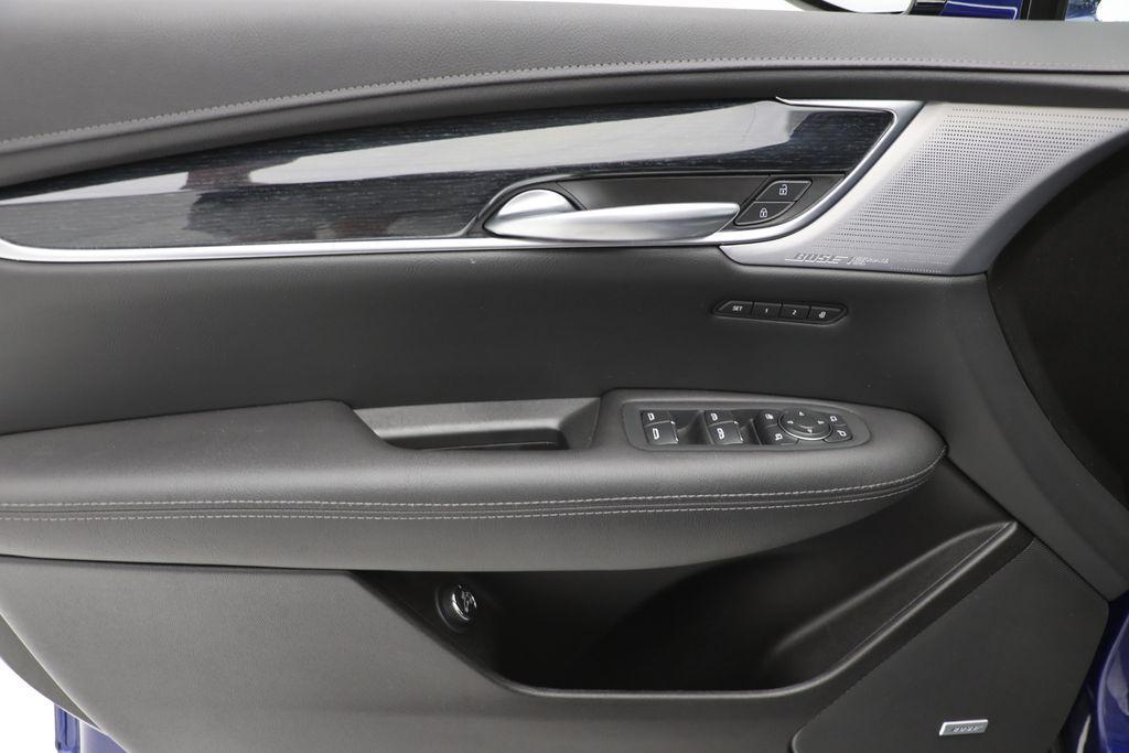 used 2025 Cadillac XT5 car, priced at $41,450