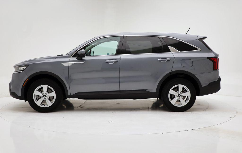 used 2022 Kia Sorento car, priced at $23,900