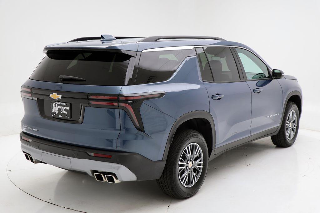 used 2025 Chevrolet Traverse car, priced at $35,900