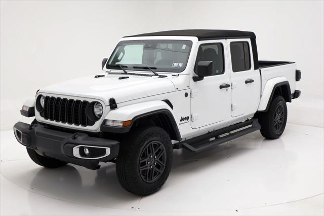 used 2024 Jeep Gladiator car, priced at $37,400