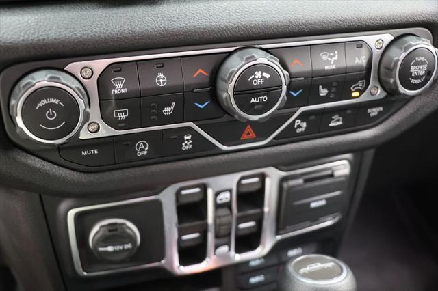 used 2024 Jeep Gladiator car, priced at $37,400