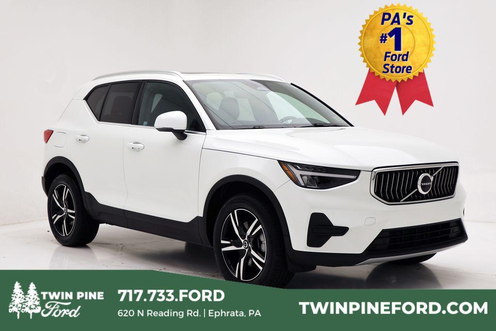 used 2025 Volvo XC40 car, priced at $28,800