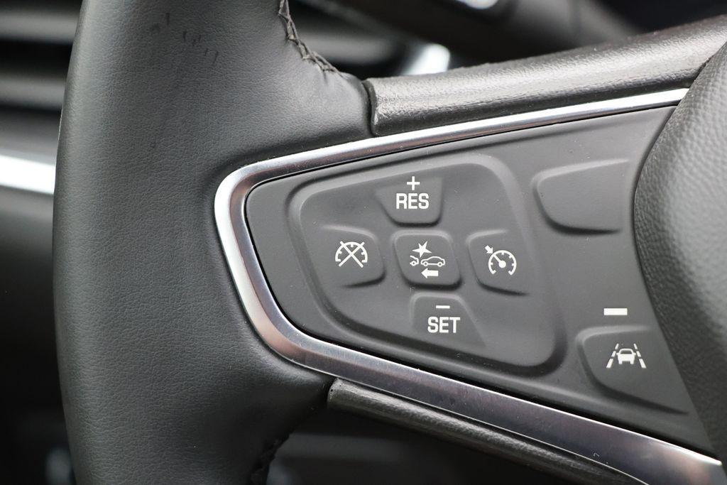 used 2024 Chevrolet Equinox car, priced at $19,900